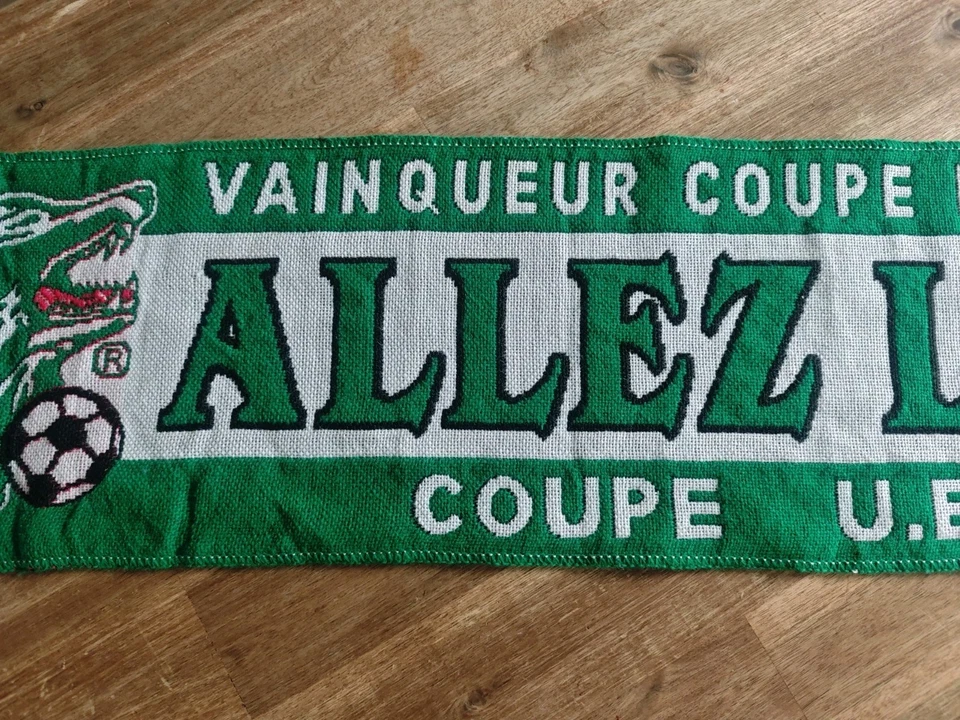 Foot Echarpe de supporter club Saint Etienne "allez Les Loups" U.E.F.A 2002-2003 - Photo 4/4