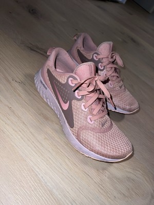 Nike Schuhe - Legend React - Größe 39