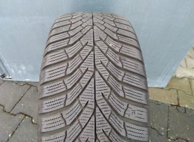 Winterreifen Reifen M+S 225/45R18 95V Kumho Wintercraft WP52+ / 8 mm