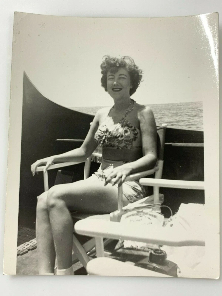 AxG Found Photograph Beautiful Pretty Woman Bathing Suit 1950