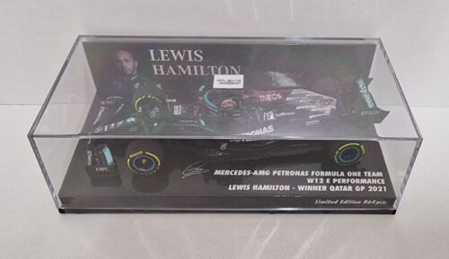 MINICHAMPS 1:43 Model Car F1 Formula 1 Mercedes W12 Hamilton Qatar Gp 2021 - Picture 2 of 8