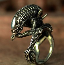 Mens Vitnage 3D Alien Skull Stainless Steel Biker Ring Space Predator Silver