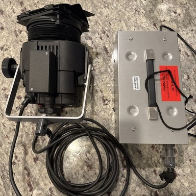 Kobold DLf 400 SES Fixture with NE400/A Ballast DLF400SES & Pelican Case 1600