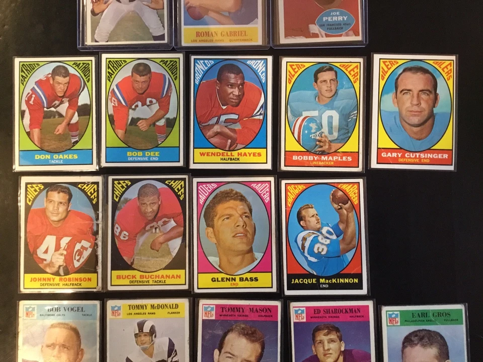 Lote de tarjetas de fútbol americano de grado mixto de 1960 (17) con HOFers Jones Perry ¡Ver fotos! Foto 3 de 4