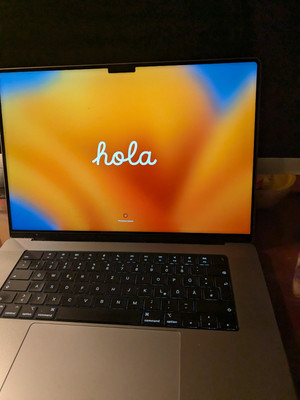 MacBook Pro 2023 16 Zoll  512 GB Kaum Benutzt 