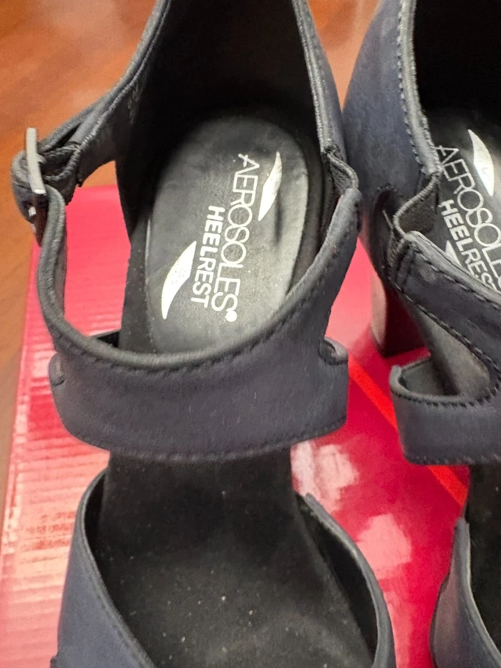 AEROSOLES Heels for women, Black crossover/Ankle Size 8M New in box - Image 3 of 4