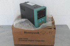 HONEYWELL DC5021-A2-0000-16-00-111 TEMPERATURE CONTROLLER NEW