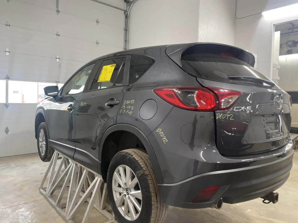 Luz de conducción usada se adapta a: Mazda CX-5 2015 parachoques antiniebla montado grado A Foto 3 de 4