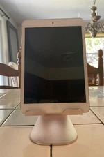 Apple iPad mini 1st Generation. 12.7 GB, Wi-Fi ONLY cracked screen, white
