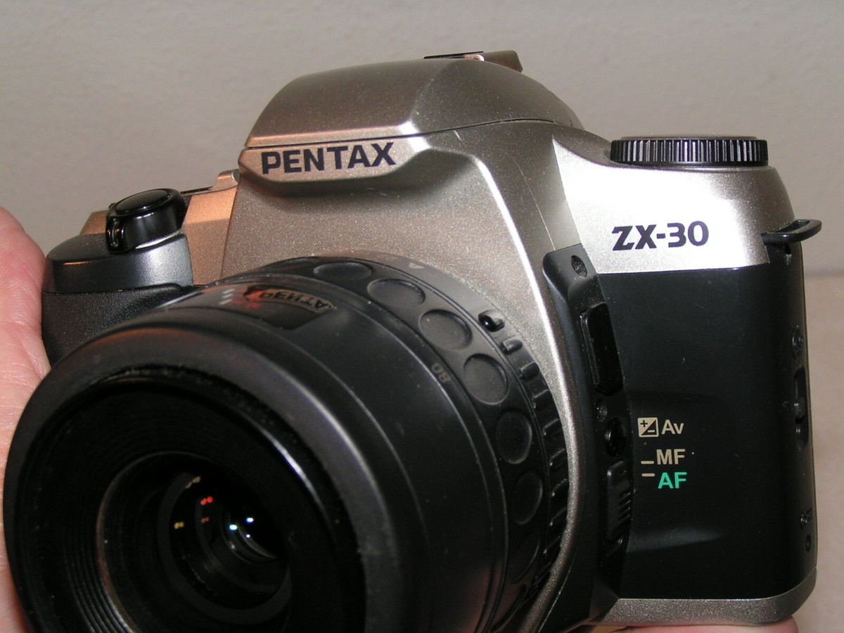 アサヒペンタックスカメラ Pentax ZX-30 Camera with Case Pentax 28/80 Zoom Lens Made in