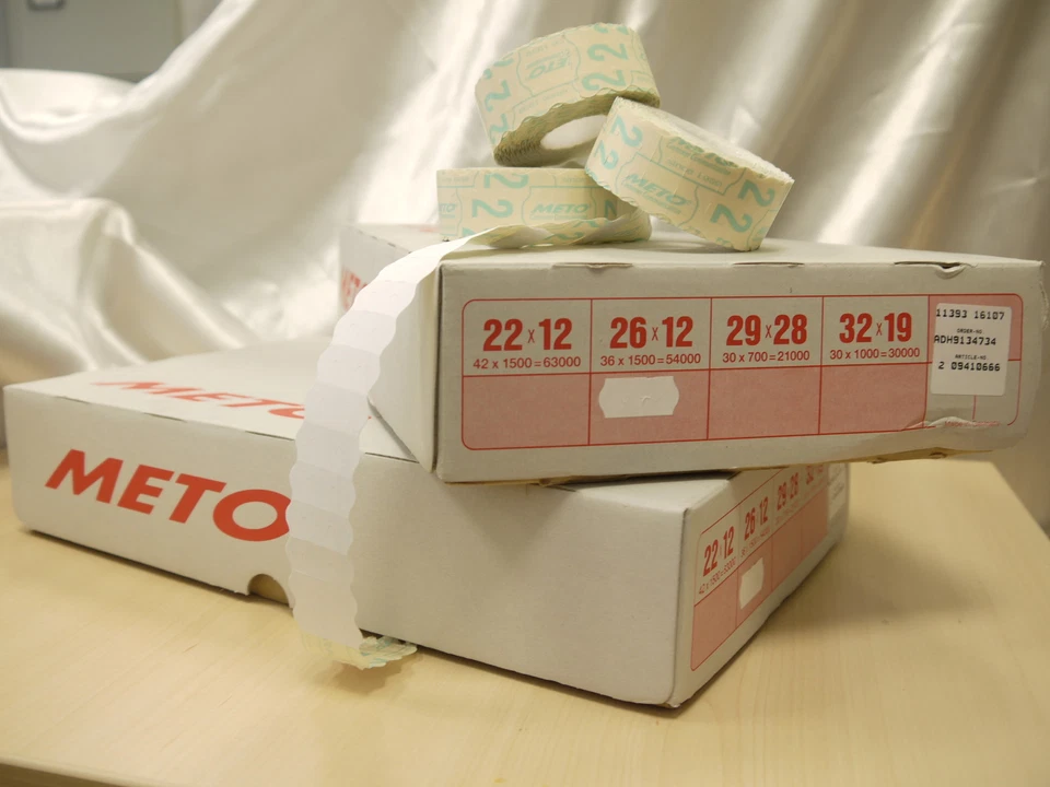 Original Meto gewellte Preisetiketten (18.000) 26 mm x 12 mm permanent klebend