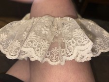 Vintage Lace Bridal Garter Large