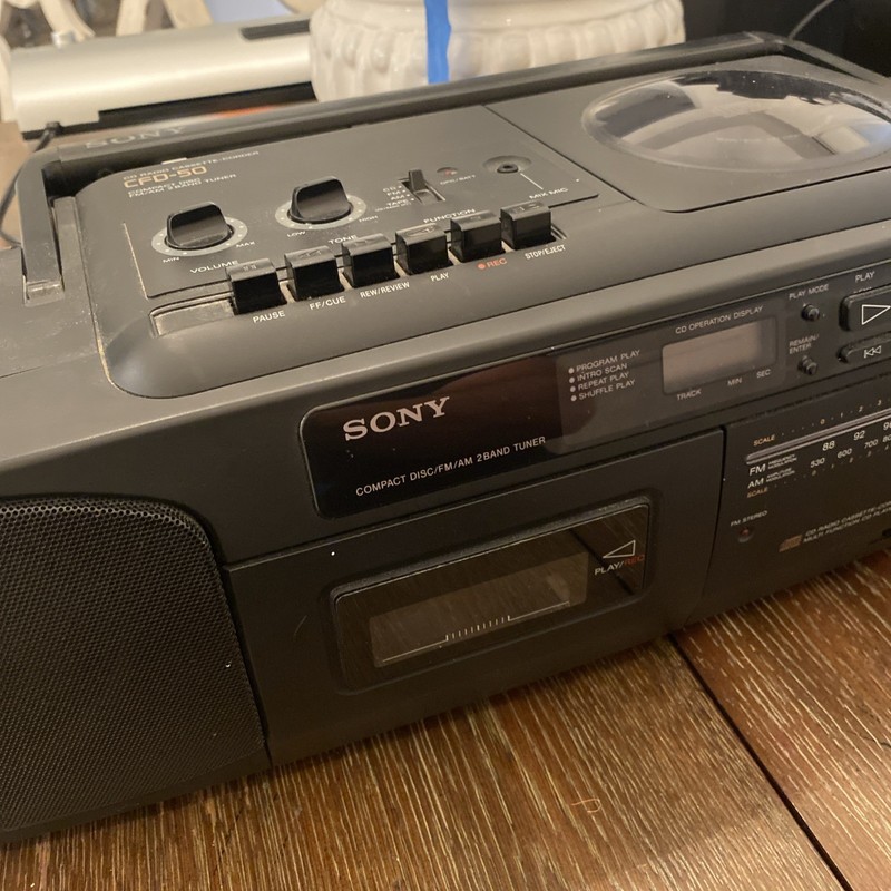 Sony CFD-50 CD AM/FM Boombox Radio Stereo Cassette Untested