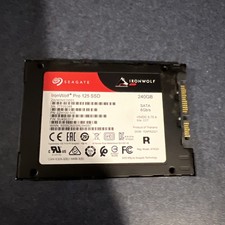 Seagate IronWolf Pro 125 - 240 GB SSD 