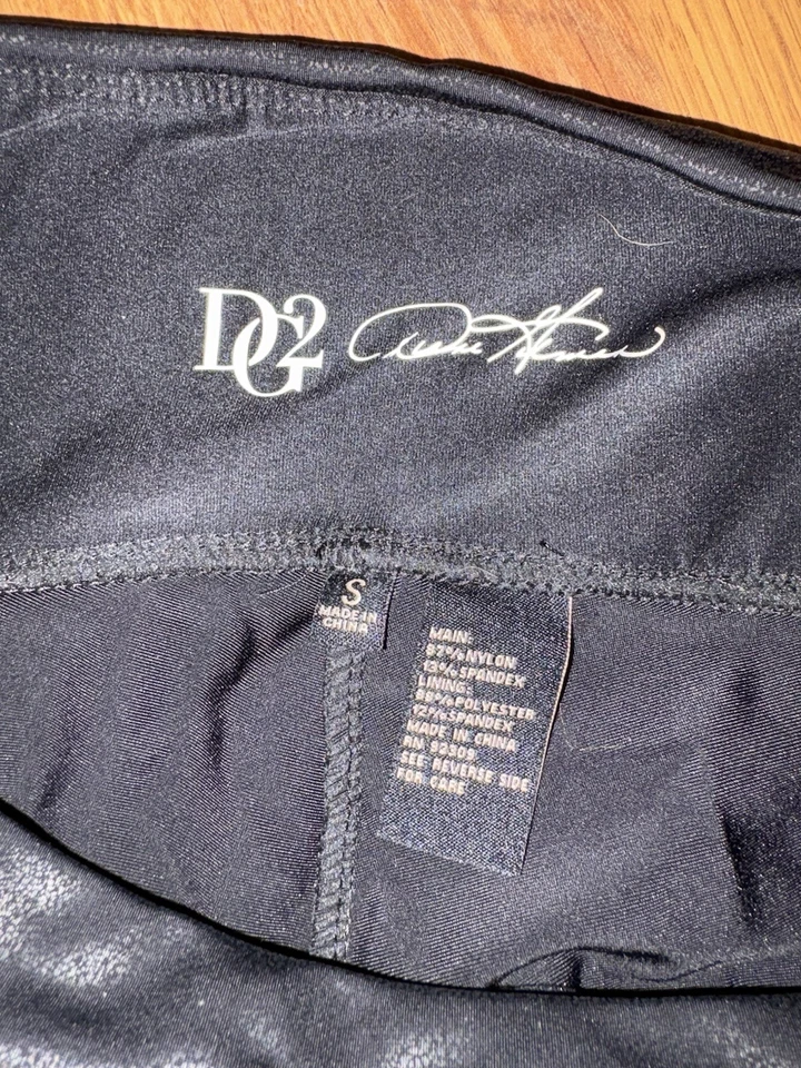 DG2 DIANE GILMAN Slim & Sleek Black Coated Tummy Control Leggings - Size P S NWT - Image 3 of 3