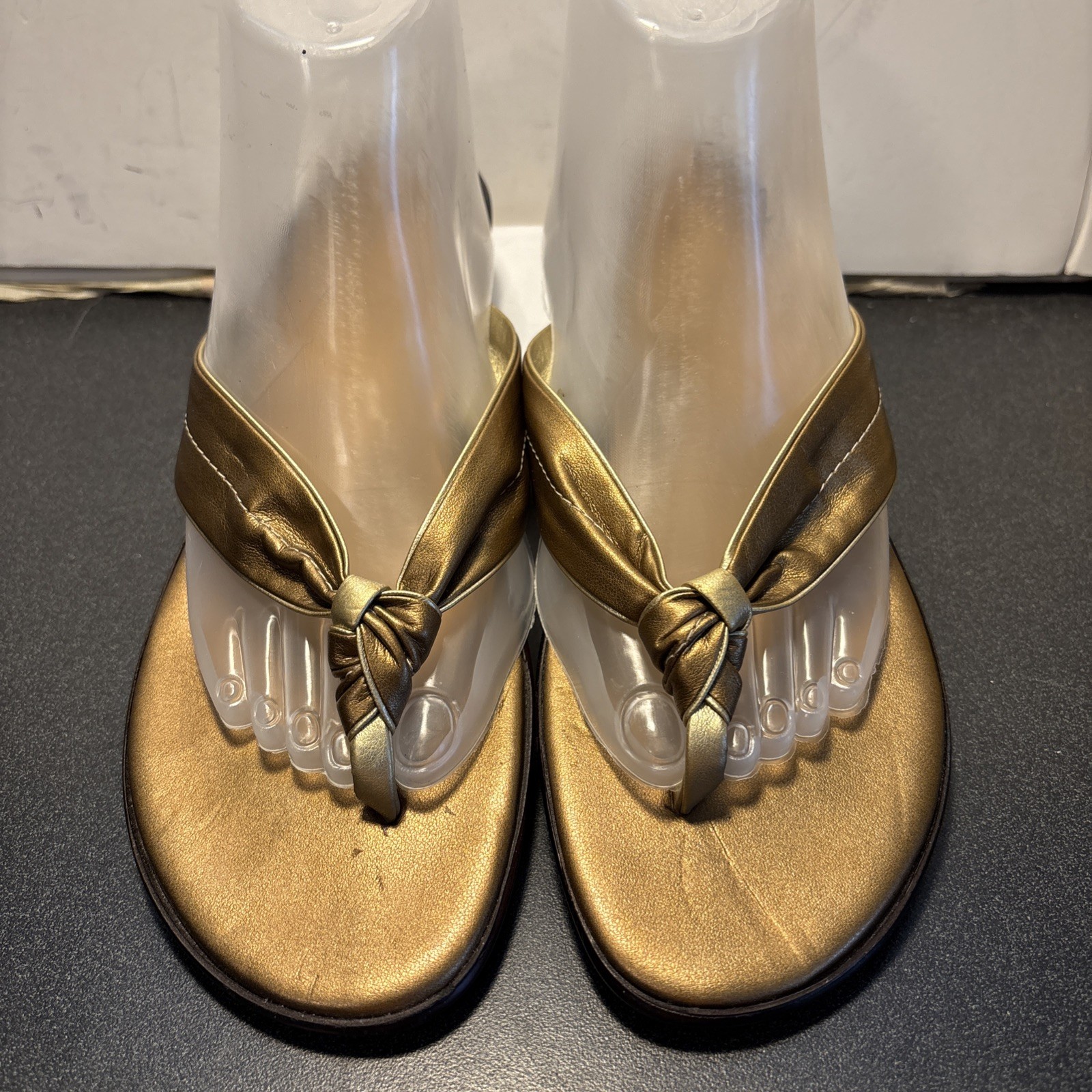 Contessa Gold Leather Thong Sandal Size 8.5 Made In Italy