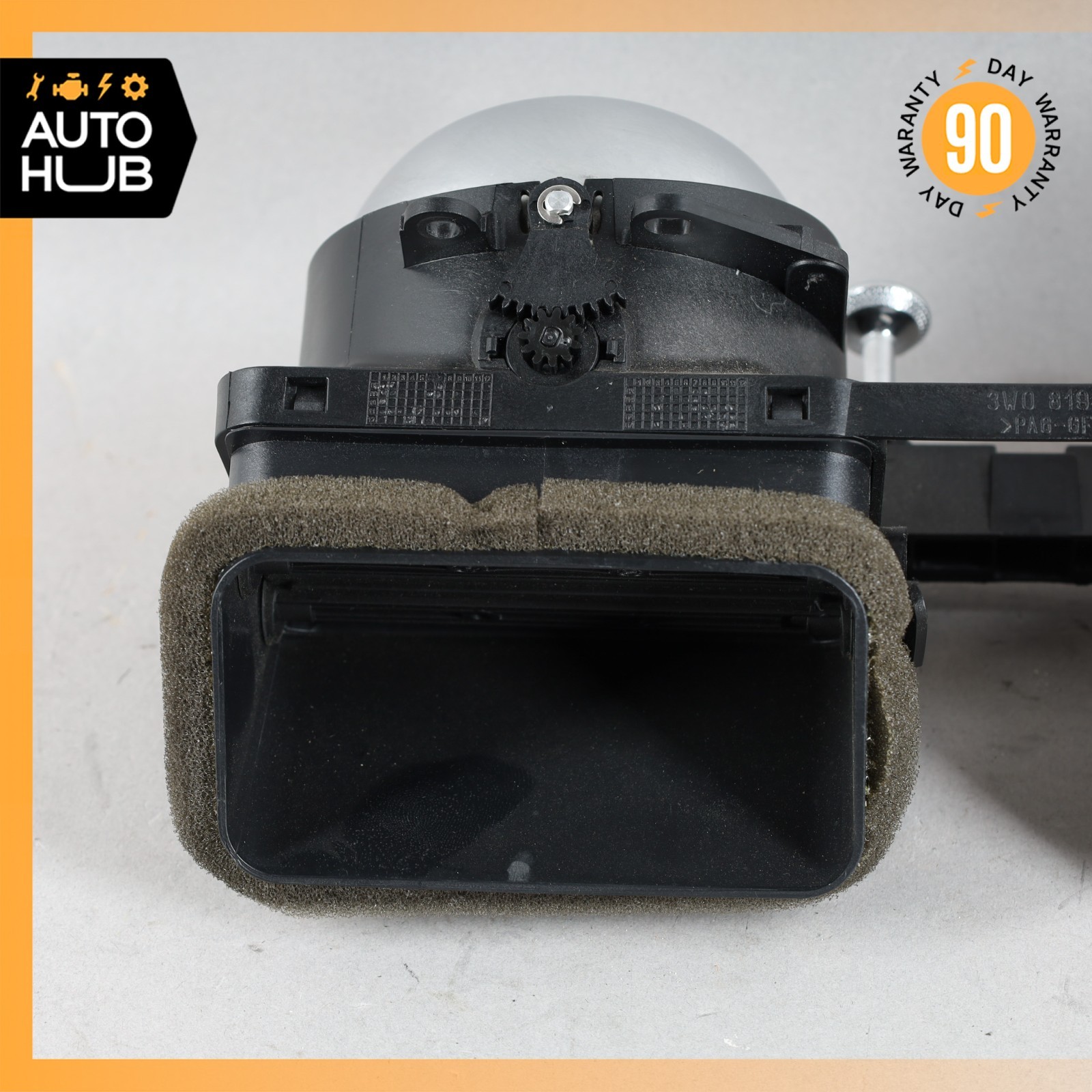 03-18 Bentley Flying Spur GTC GT Dashboard Dash AC A/C Air Vent Center OEM 40k