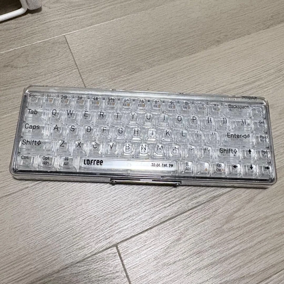 Lofree Clear Keyboard Bluetooth 5.1 Wired White Backlight Japanese Layout - Image 3 of 4