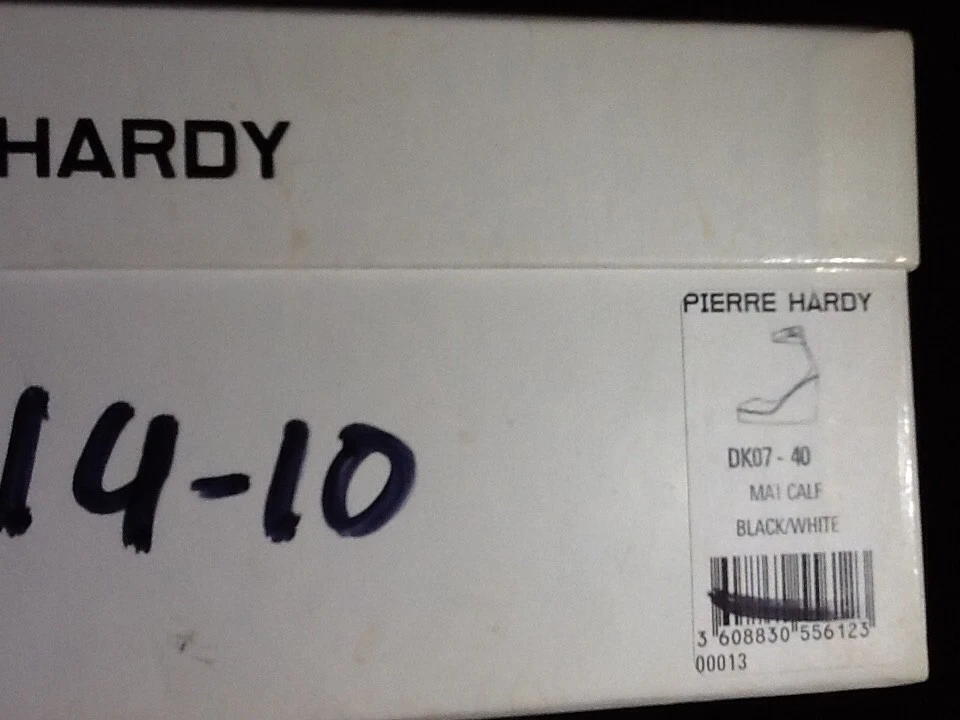 Zapatos de salón Pierre Hardy Mai de cuero con plataforma y cuña, negros, EU 40, $450. Foto 4 de 4