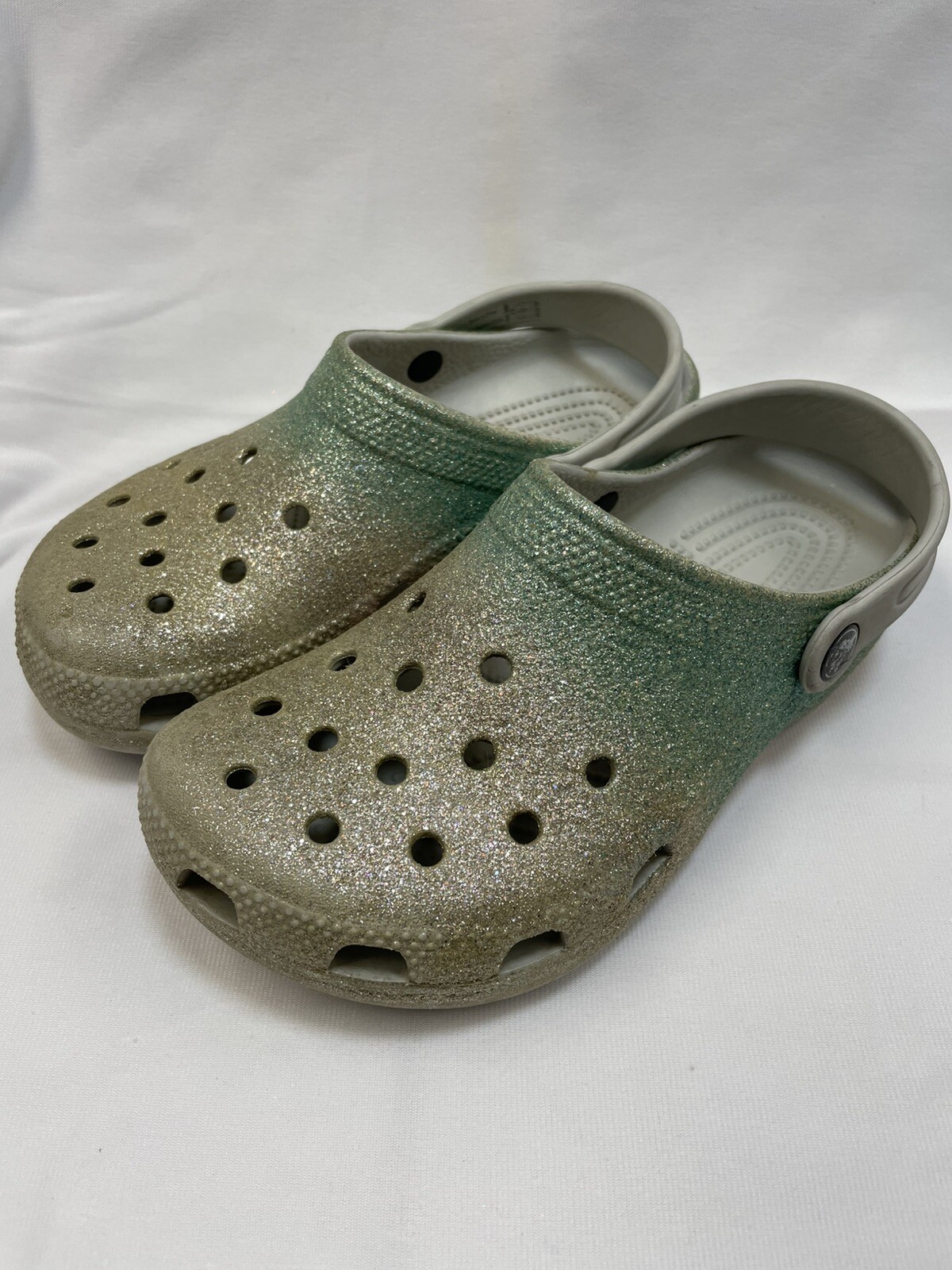 Lotto di 4 paia di scarpe da ragazza Croc's Sanuk Twinkle Toes Hey Dudes scarpe giovanili taglia 3