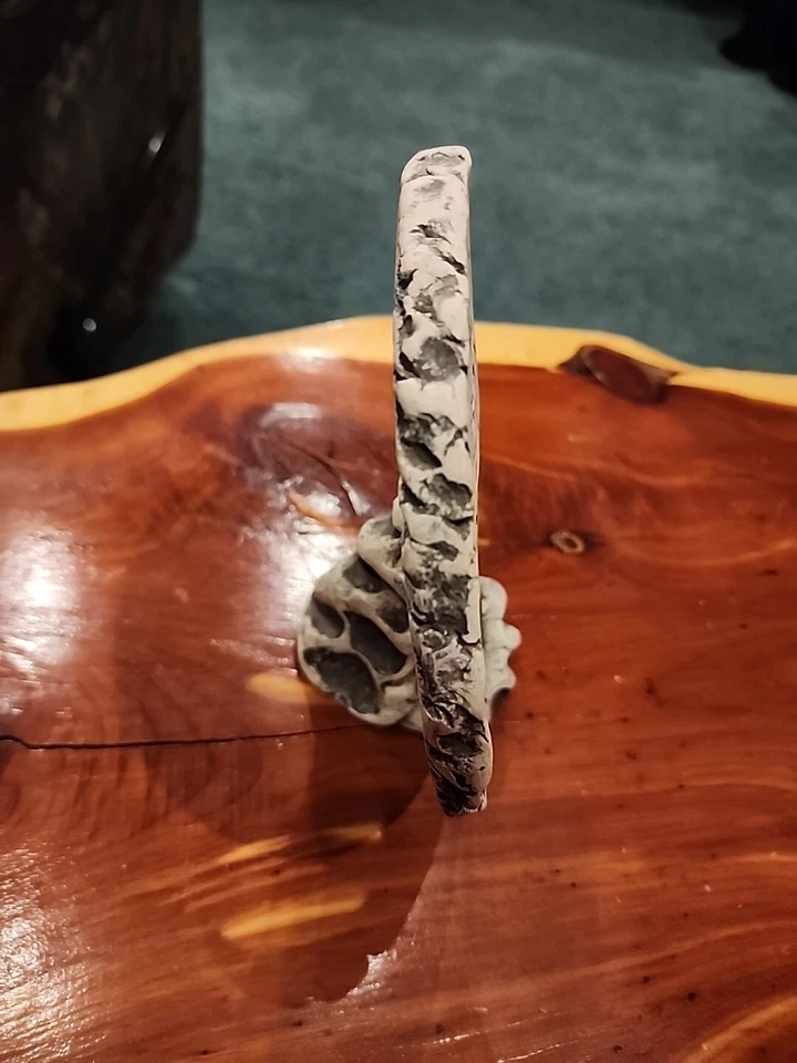 Placa de escultura de yeso estuco de leones en soporte.  7 pulgadas Foto 2 de 4