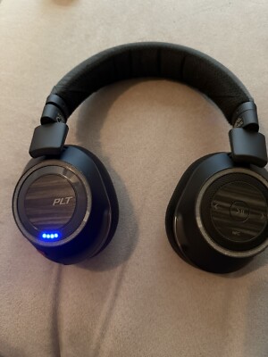 Poly Voyager 8200 UC Stereo Bluetooth Headset with USB-A BT600 (208769-01)