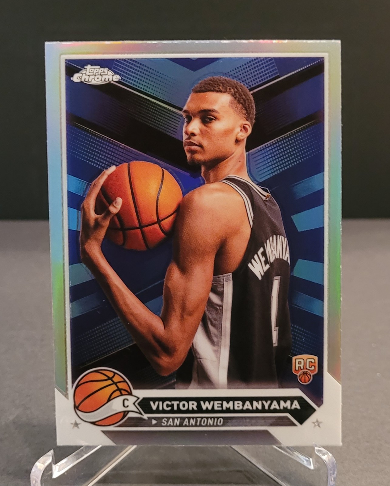2023-24 Topps Chrome REFRACTOR Victor Wembanyama #1 RC SILVER Rookie 🔥