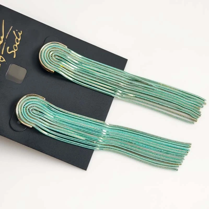 Nuevos pendientes colgantes Thalia Sodi borla llamativos elegantes mujeres fiesta vacaciones joyería Foto 2 de 4