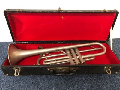 Yamaha Ytr-135 Trumpet Brass Instrument Student Beginner Trumpet As Is Good For