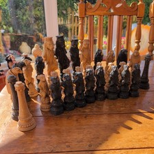 Vintage - Large Reynard The Fox Chess Set - Rabbit Pawns - Spares & Repairs