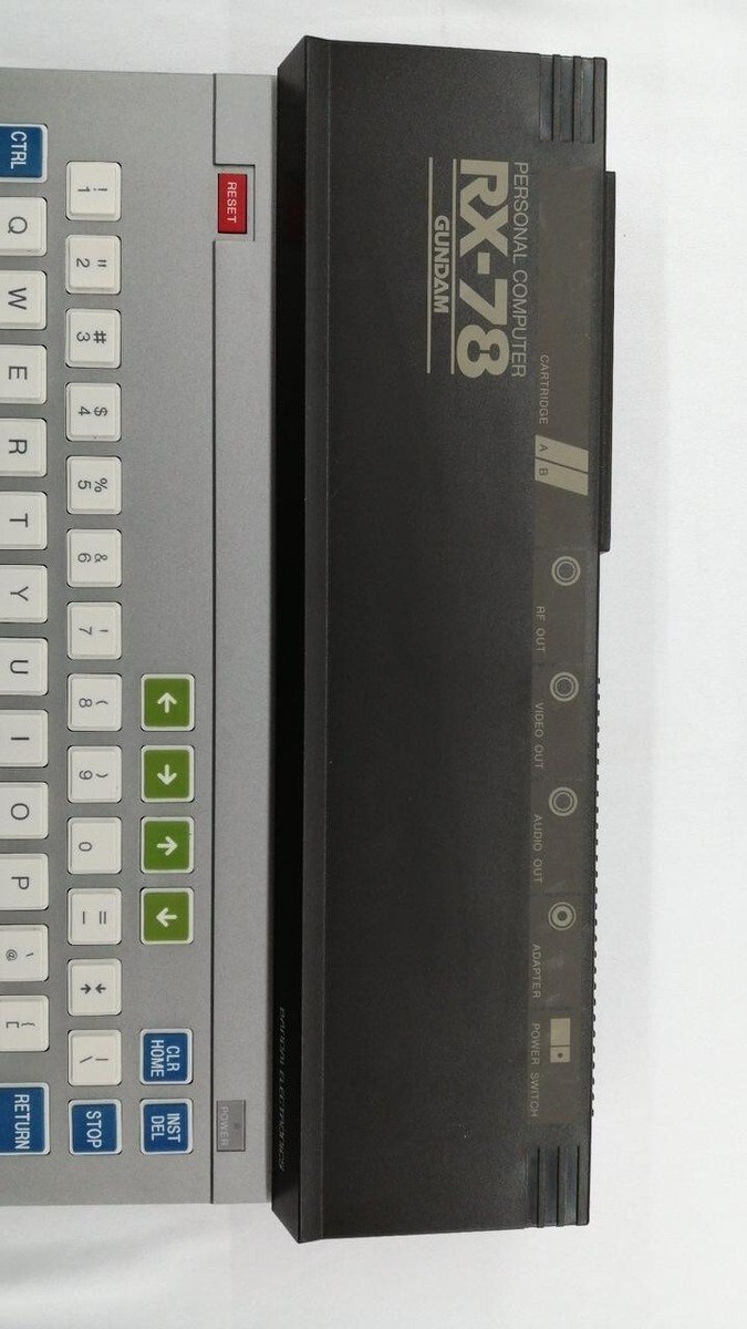 Bandai RX-78 Gundam Retro Game Console Vintage, Maintained