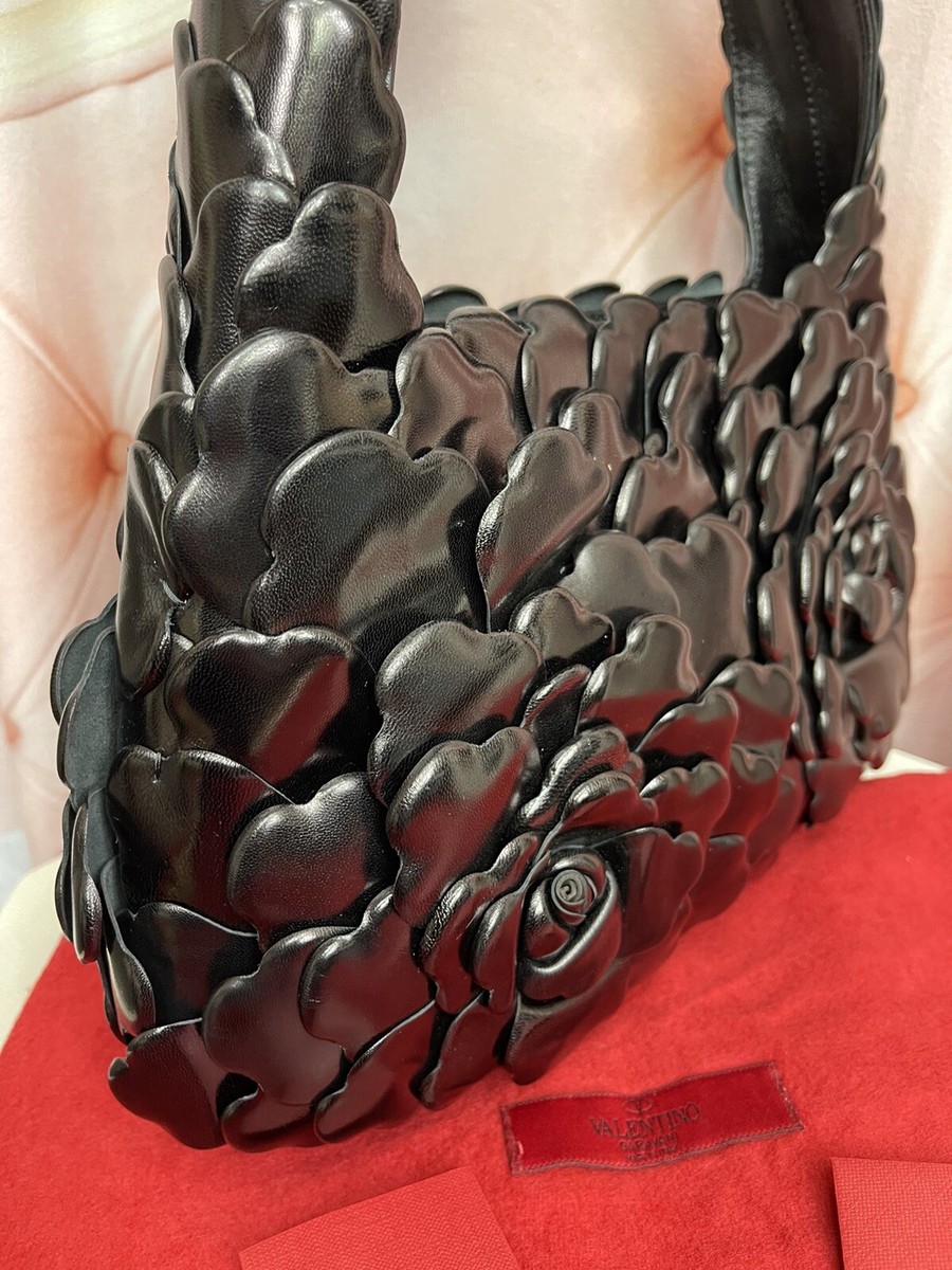 Valentino Garavani Atelier 03 Black Rose Edition Small