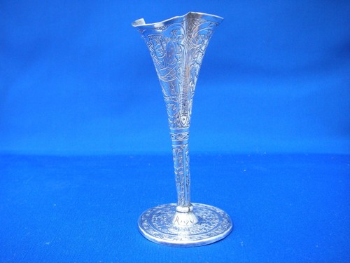 Early Small MIDDLE EASTERN / INDIAN Silver BUD VASE-Engraved Figures & Flowers - Picture 4 of 9