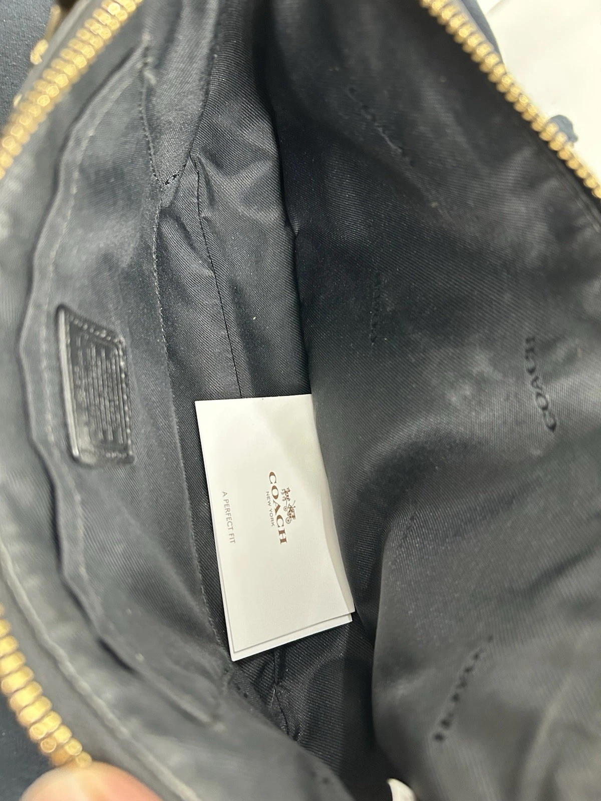 Coach Nolita Borsa da polso 24 IN in pelle nera con ciottoli