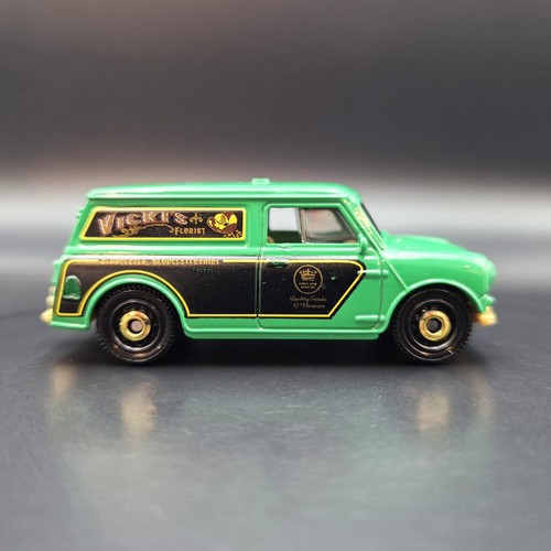 Matchbox 2023 Austin Mini Van Bright Green MBX Wagons II 5 Pack Exclusive - Picture 1 of 6