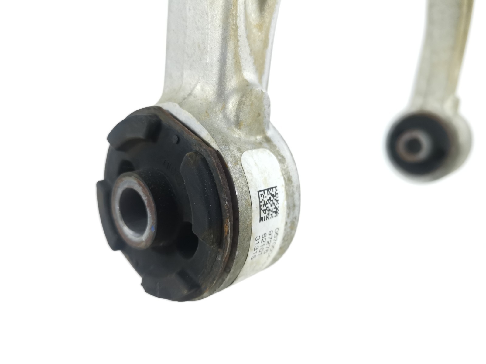 Maserati Ghibli 2016 RWD Auto 3.0 Front Left Driver Side Upper Control Arm OEM