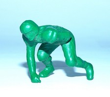 1950's/ 60's GREEN RUBBER 32 FOOTBALL PLAYER FIGURE