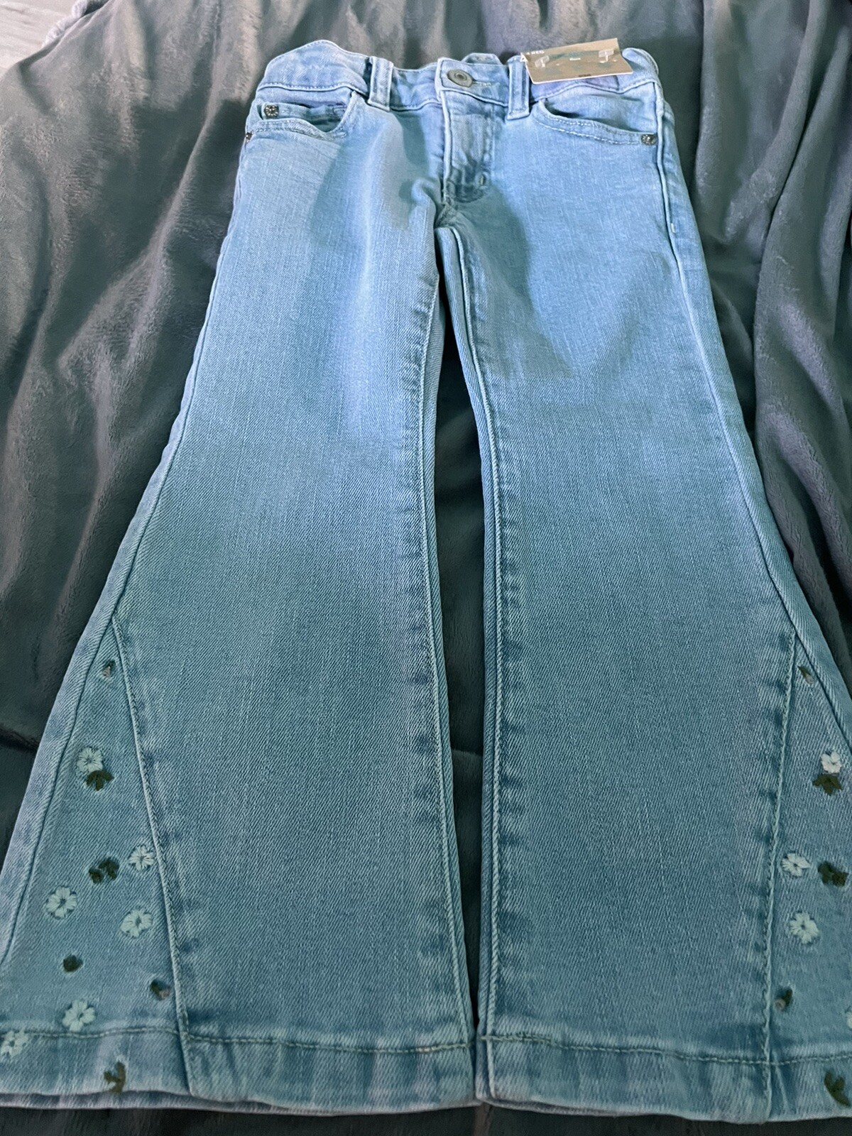 Picture 1 of 4