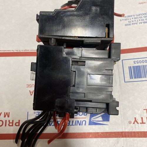 ABB B9-30-10 Contactor, 3-Pole, 220-255VAC Coil w/ Overload Relay 0.35-0.52A - Picture 7 of 9