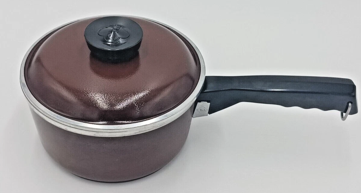 Vintage CLUB Cookware 1.5 QT Cast Aluminum Sauce Pan W lid Brown See Pictures