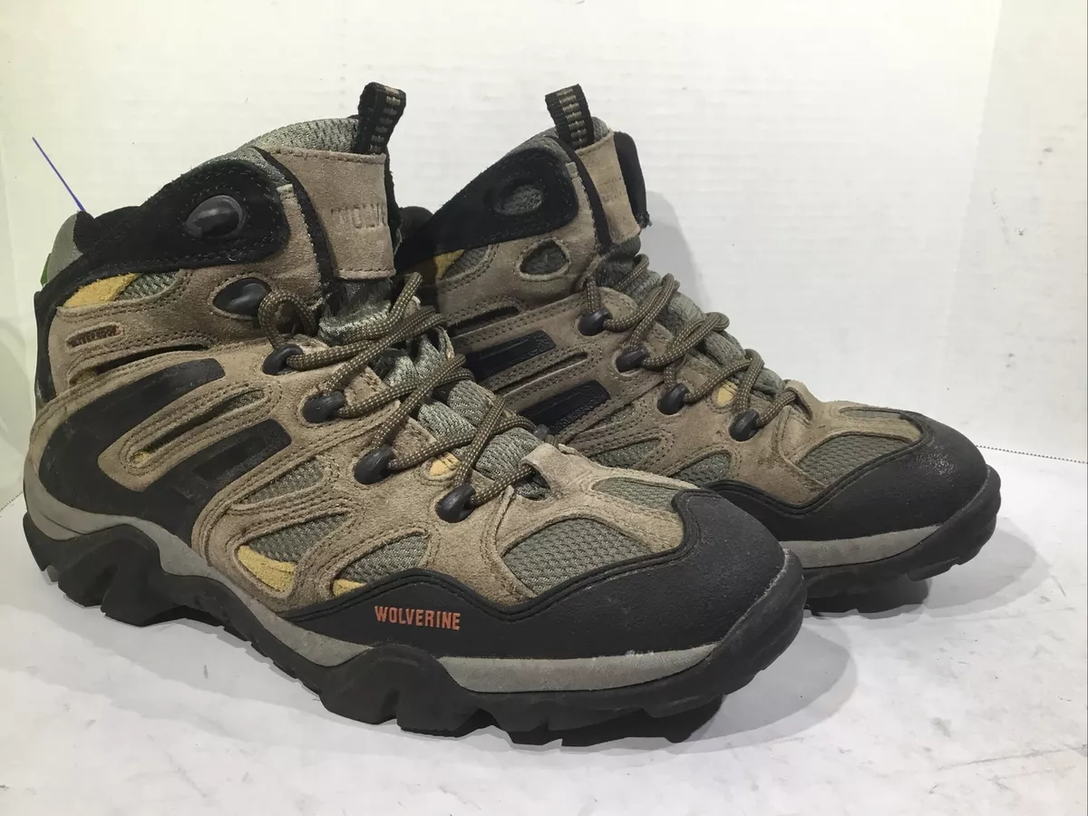 Wolverine wilderness deals hiking boots
