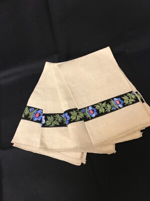 Beautiful Set 4 Vintage Linen Cloth Napkins Embroidered Ribbon Accent