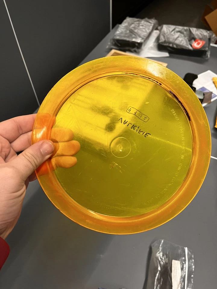 二手 Innova Champion Valkyrie 174 克黄色距离球杆高尔夫圆盘 — 第 3/3 张图片