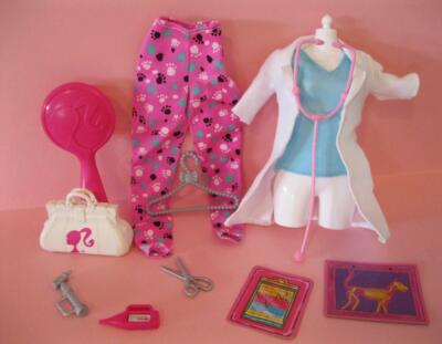 BARBIE doll PET VET Dr Doctor Paw Print Outfit Clothes-CAREER