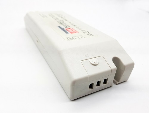 Mean Well MW PLC-100-27 100-240VAC Output 27V⎓3.55A 95.85W LED Power Adaptor - Picture 2 of 4