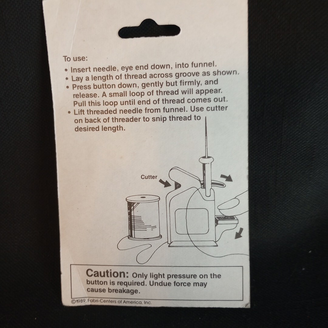 New Vintage 1989 Plastic Witch Automatic Easy Needle Threader Yellow, Sewing Aid