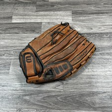 WILSON AO700 XC135 Brown Softball Glove Size 13.5 in