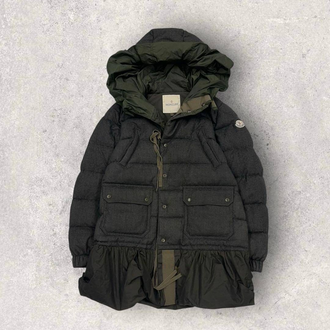 2023 Excellent condition collaboration Moncler sa… - image 2