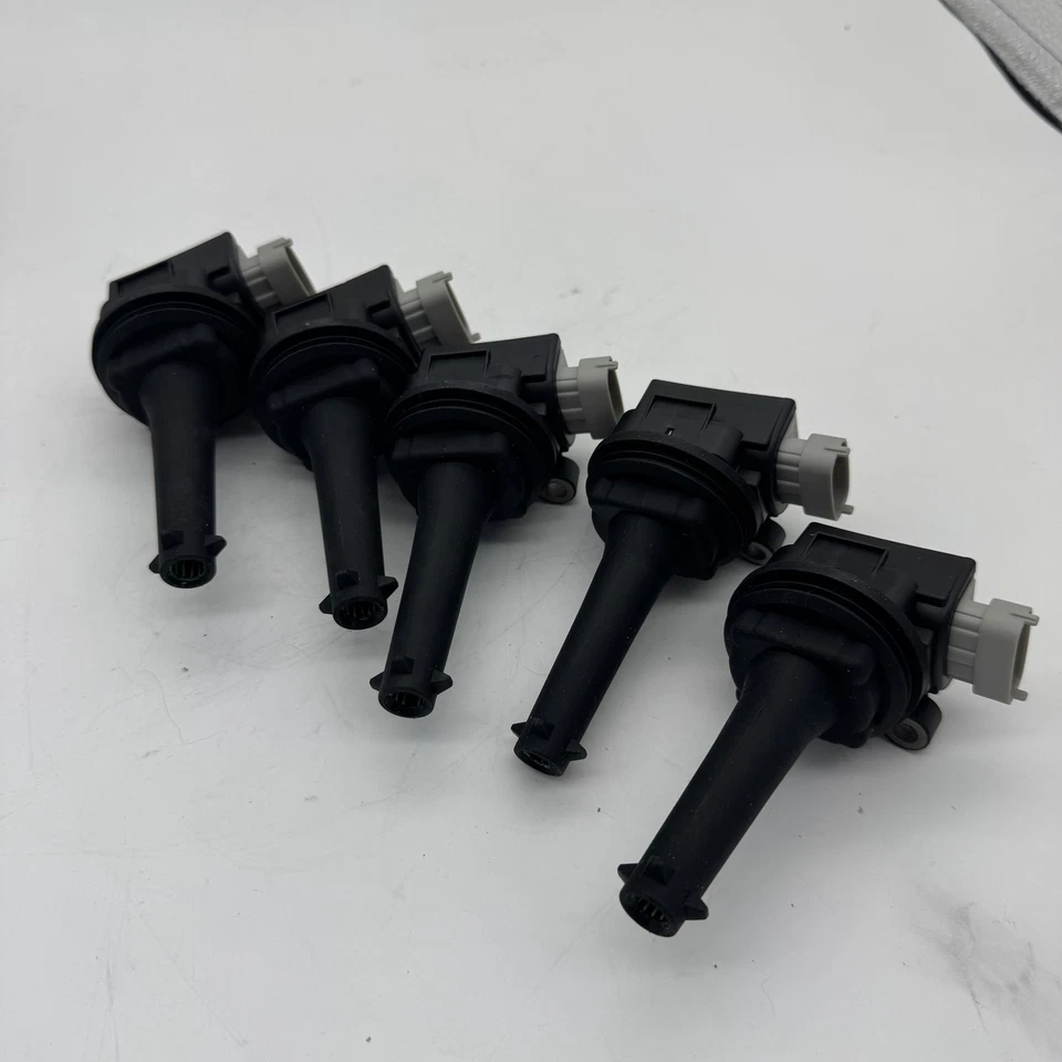 5X Bosch Ignition Coil 0221604010 For VOLVO S60 C30 S40 V60 V70 XC60 30713417 - Изображение 3 из 4