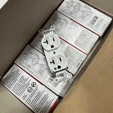 ⚡️Pass & Seymour 8300H-W 20A Duplex Receptacle 125Vac 5-20R White⚡️Hospital